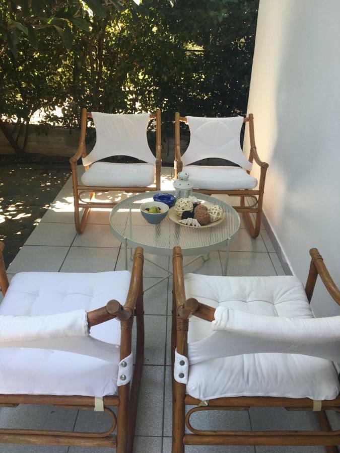 Вілла Eratous Seaside House Agii Dimitrios ke Panteleimon Екстер'єр фото